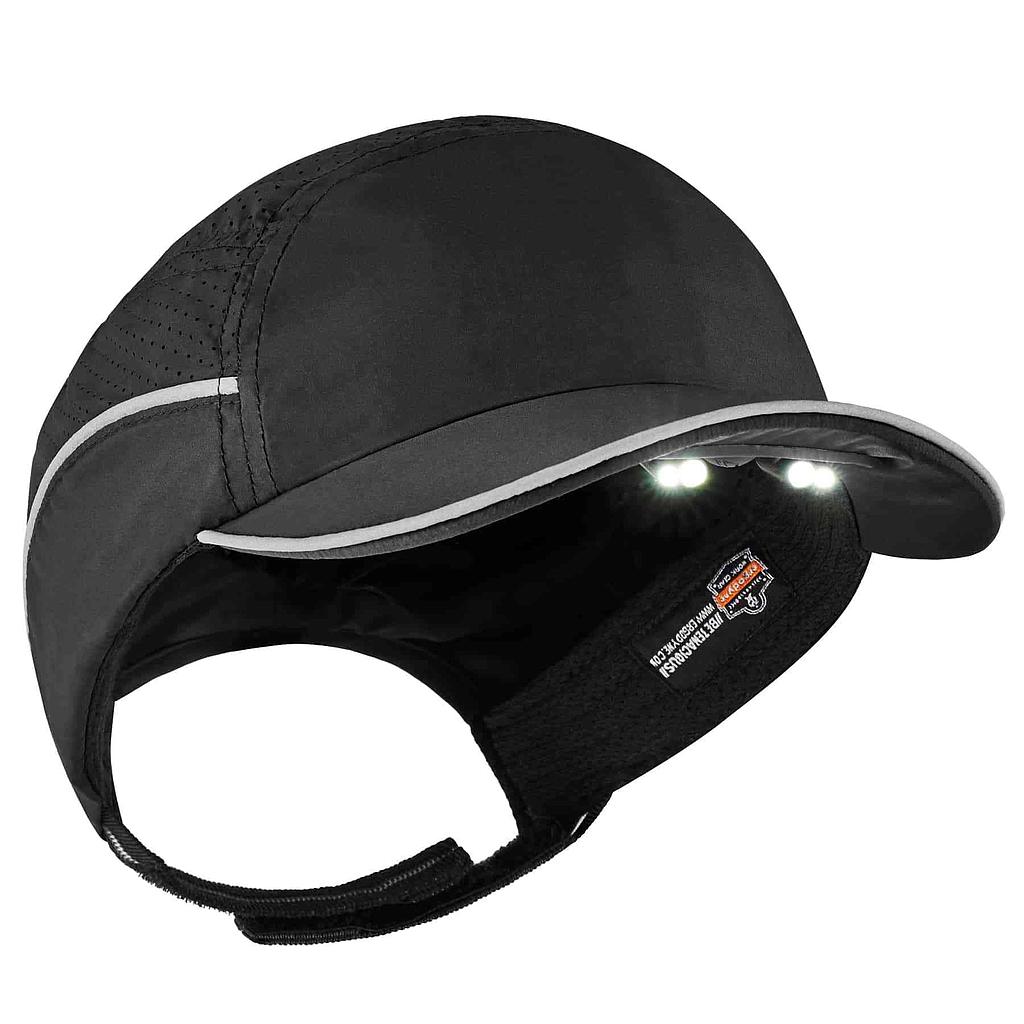 Letvægt bump Cap vejer kun 135 gram, med 4 LED lys dioder og kort 5 cm skygge Skullerz Ergodyne 8965